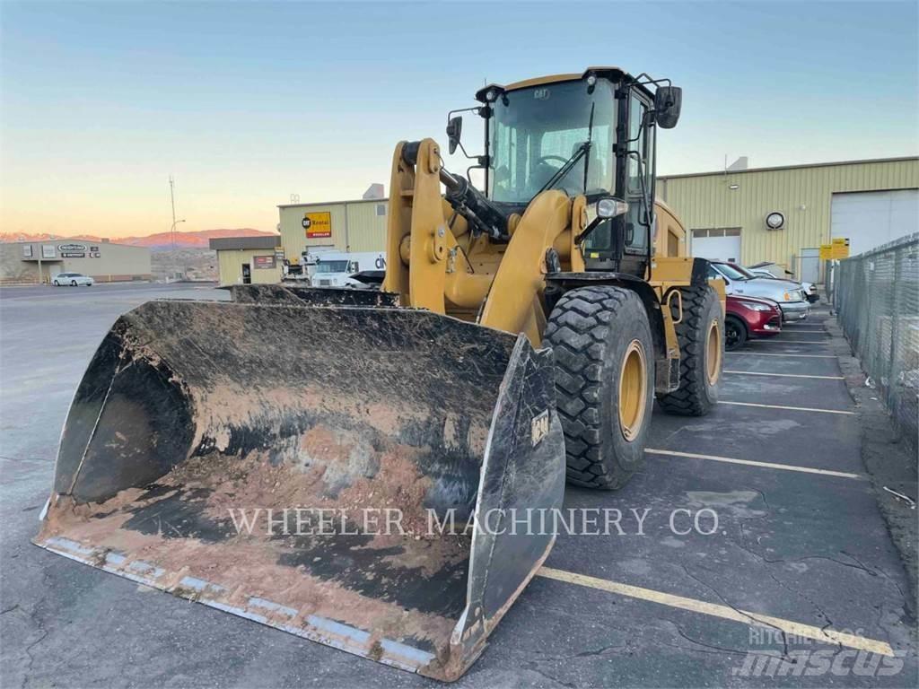 CAT 938M QC Kolesové nakladače