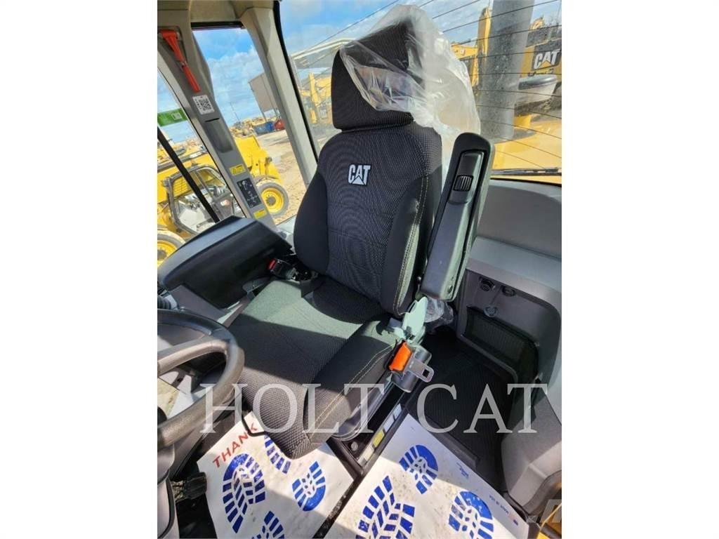 CAT 938M QC Kolesové nakladače
