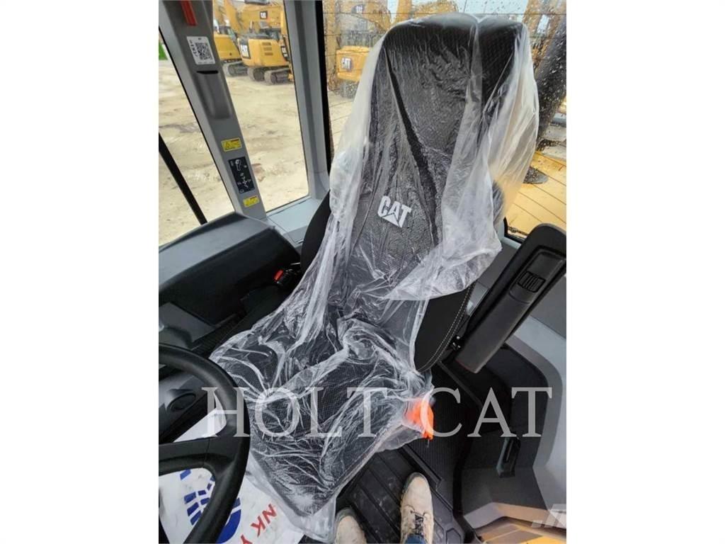 CAT 938M QC Kolesové nakladače