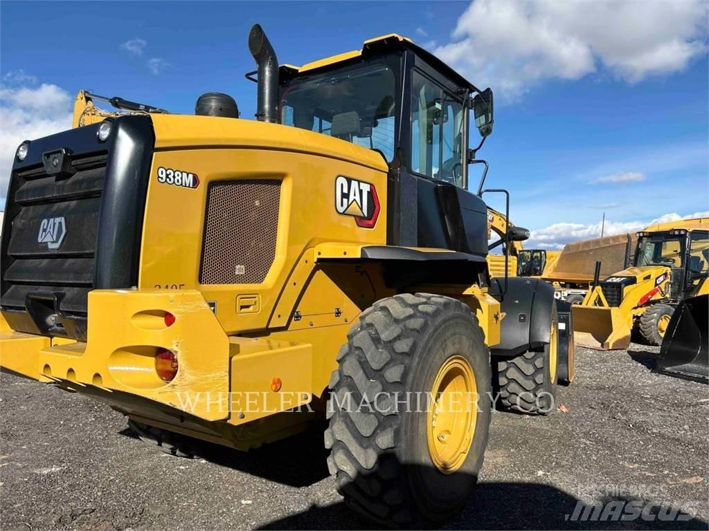 CAT 938M QC 3V Kolesové nakladače