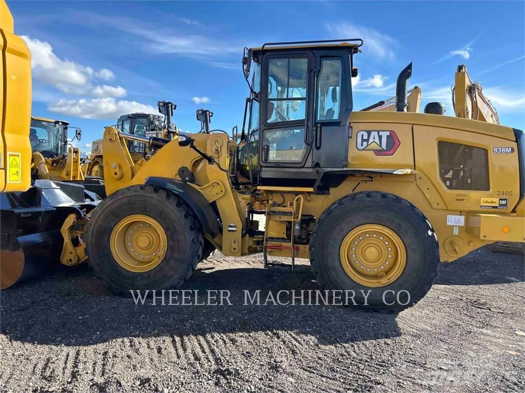 CAT 938M QC 3V Kolesové nakladače