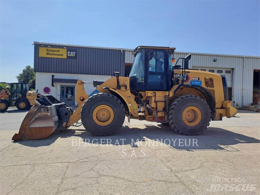 CAT 950 Kolesové nakladače
