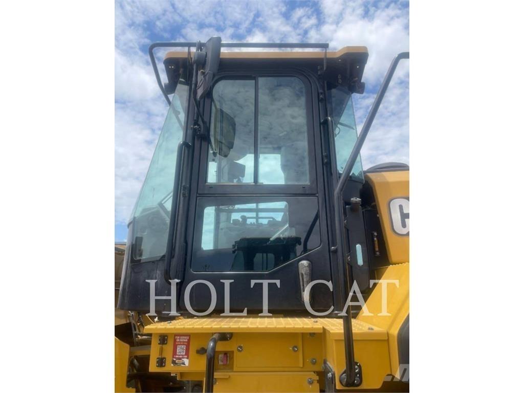 CAT 950 Kolesové nakladače