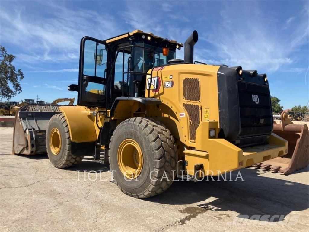 CAT 950 Kolesové nakladače