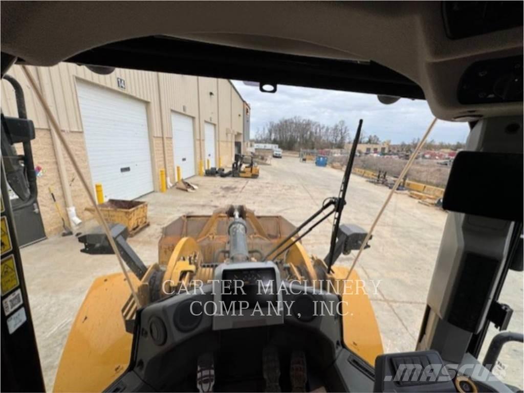 CAT 950-14 Kolesové nakladače