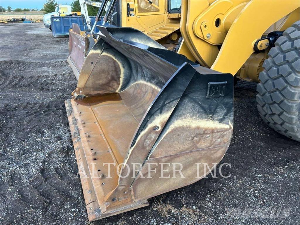 CAT 950GC Kolesové nakladače