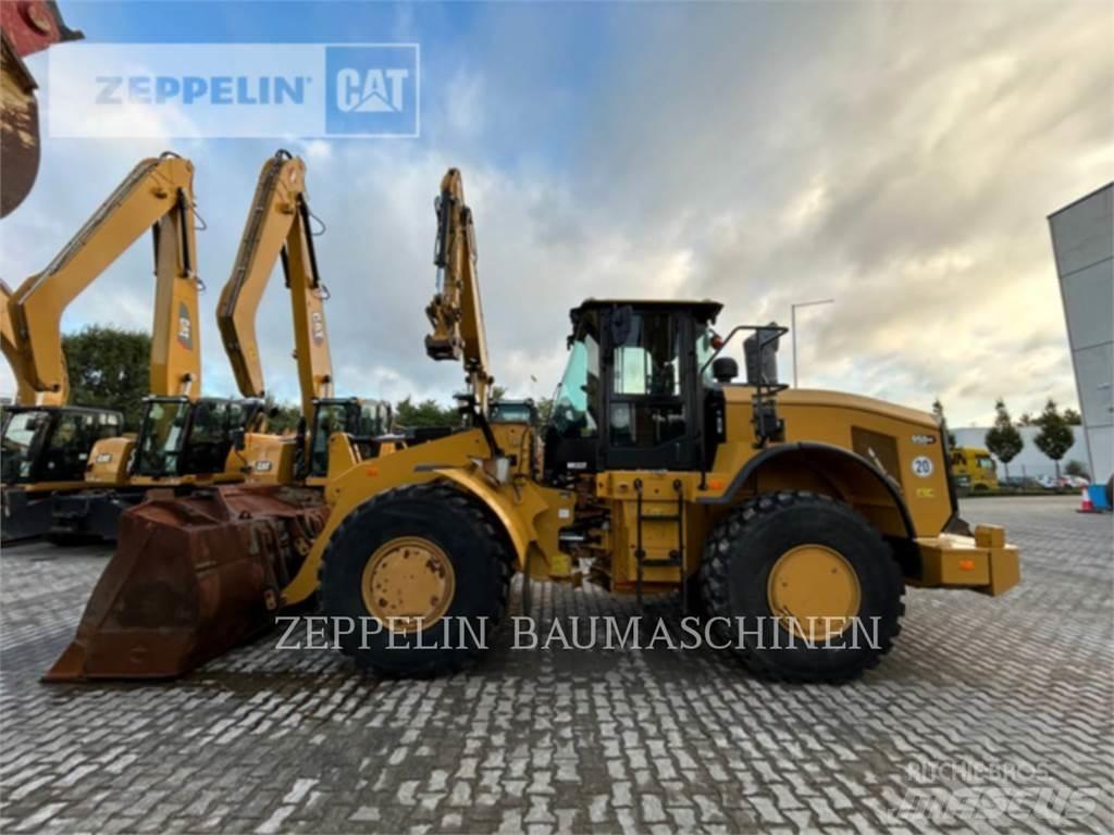 CAT 950GC Kolesové nakladače