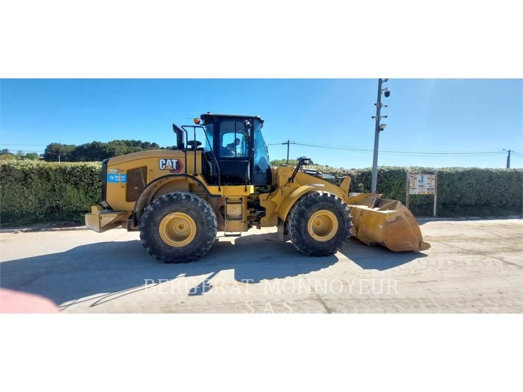 CAT 950GC Kolesové nakladače