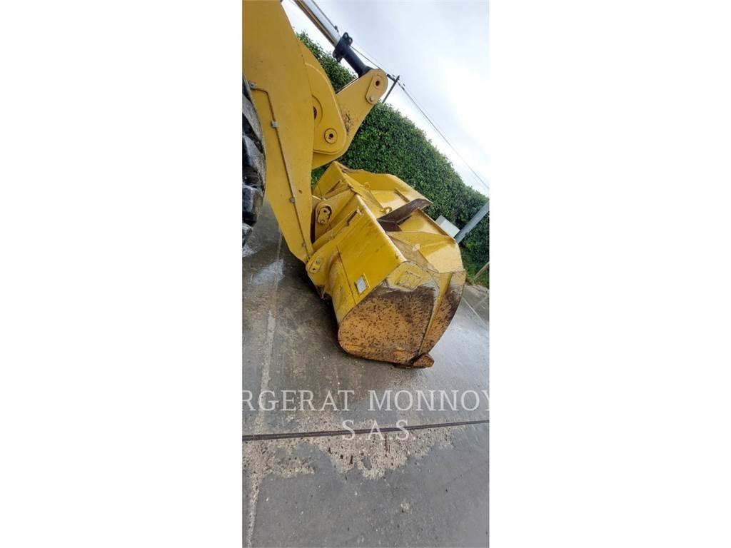 CAT 950GC Kolesové nakladače
