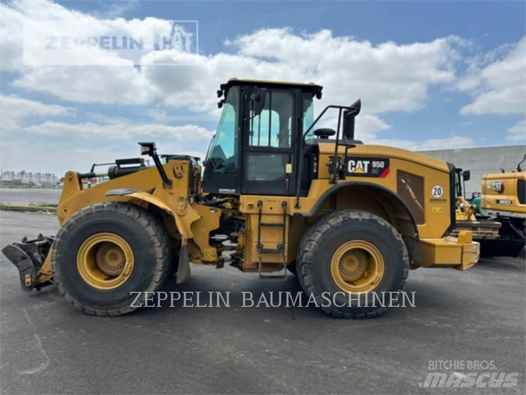 CAT 950GC Kolesové nakladače