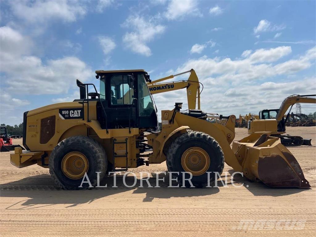 CAT 950GC Kolesové nakladače