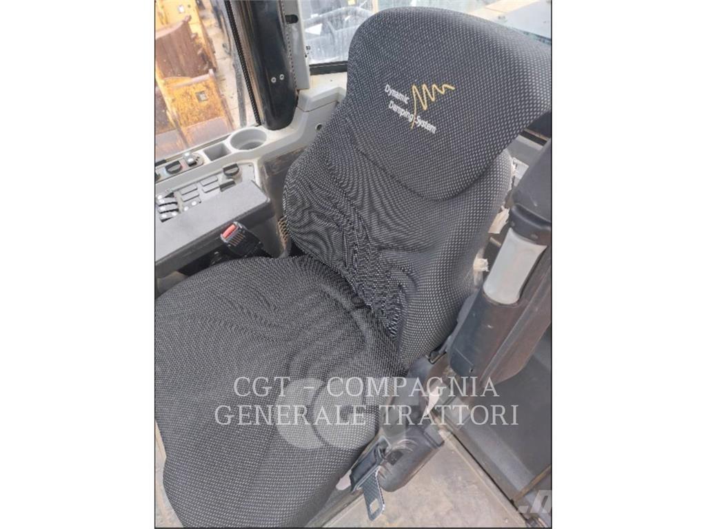 CAT 950GC Kolesové nakladače