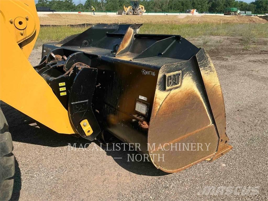 CAT 950GC Q Kolesové nakladače