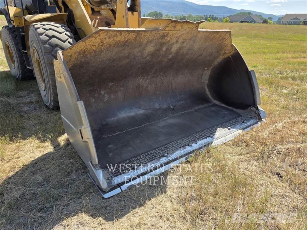 CAT 950K Kolesové nakladače