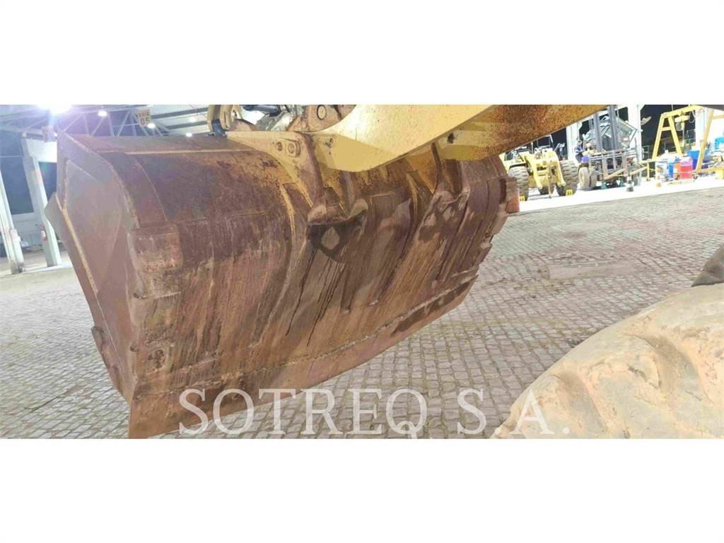 CAT 950L Kolesové nakladače