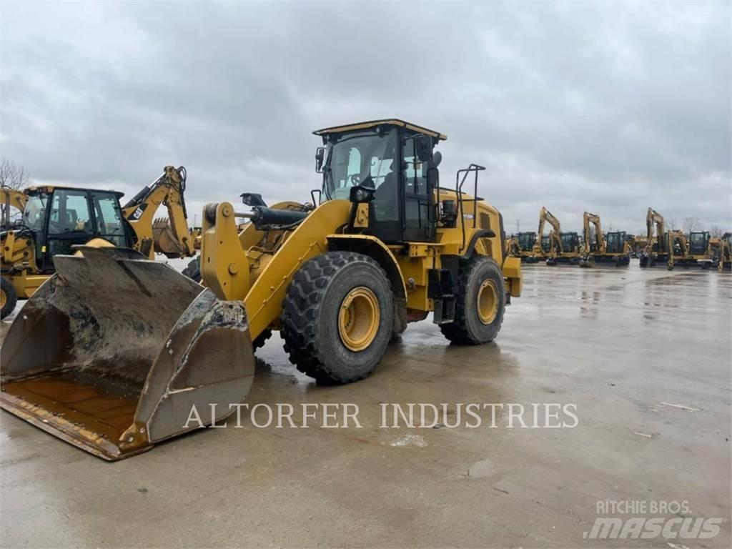 CAT 950M Kolesové nakladače