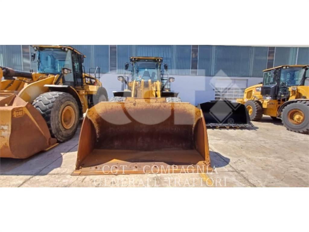 CAT 950M Kolesové nakladače
