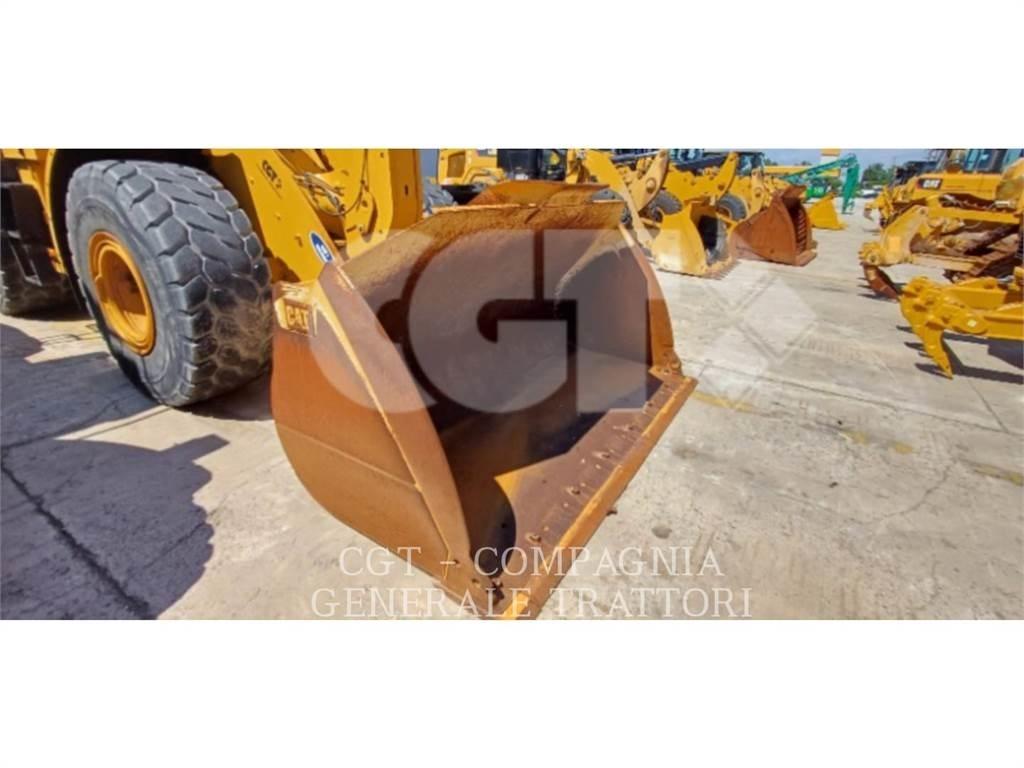 CAT 950M Kolesové nakladače