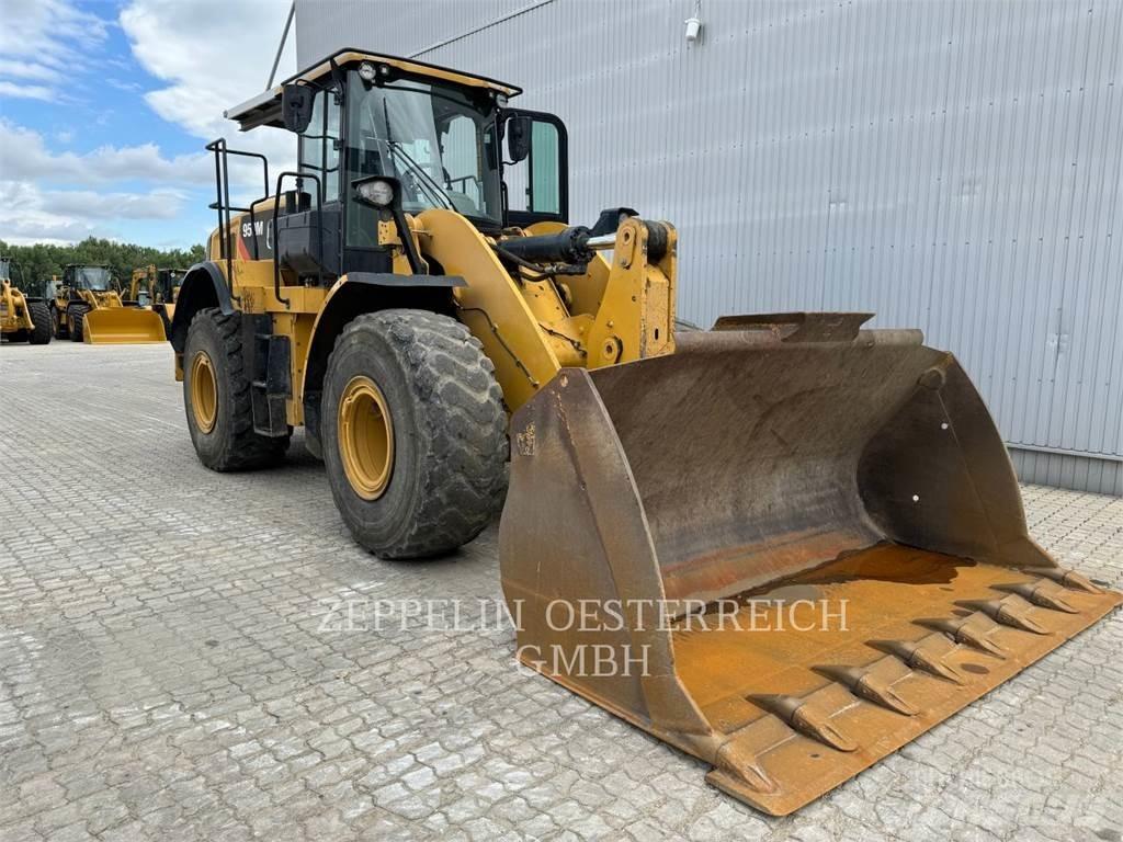 CAT 950M Kolesové nakladače