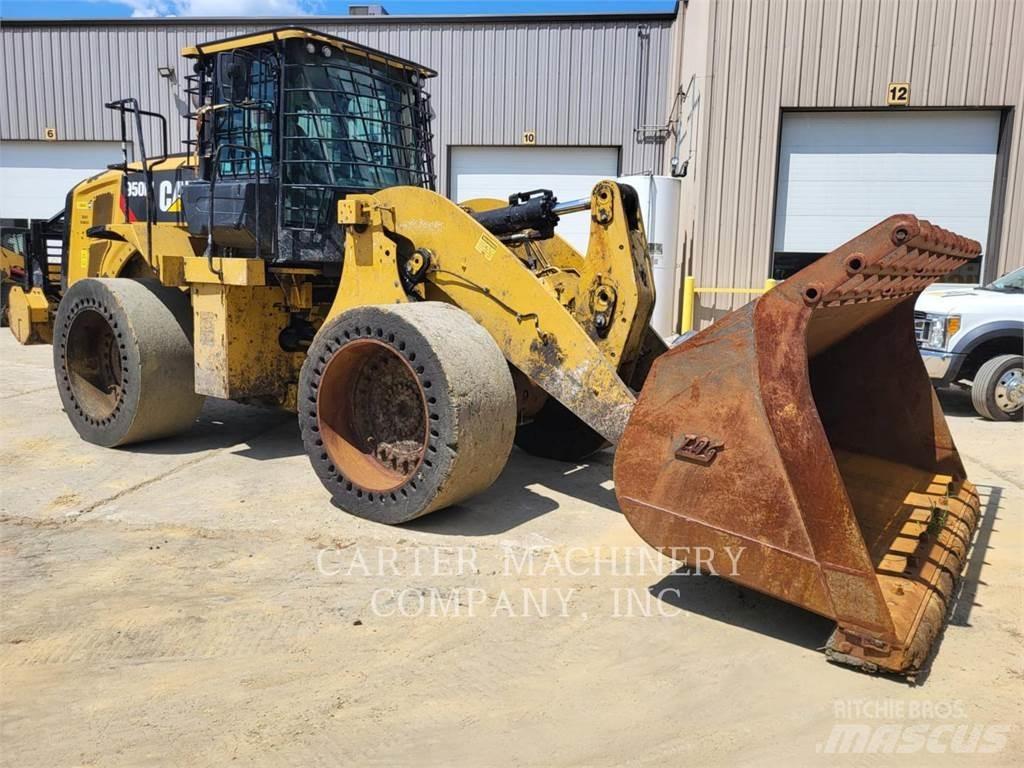CAT 950M Kolesové nakladače