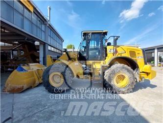 CAT 950M Kolesové nakladače