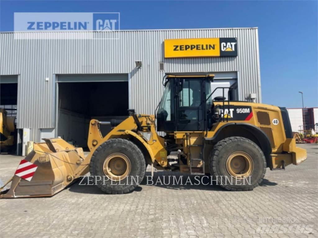 CAT 950M Kolesové nakladače