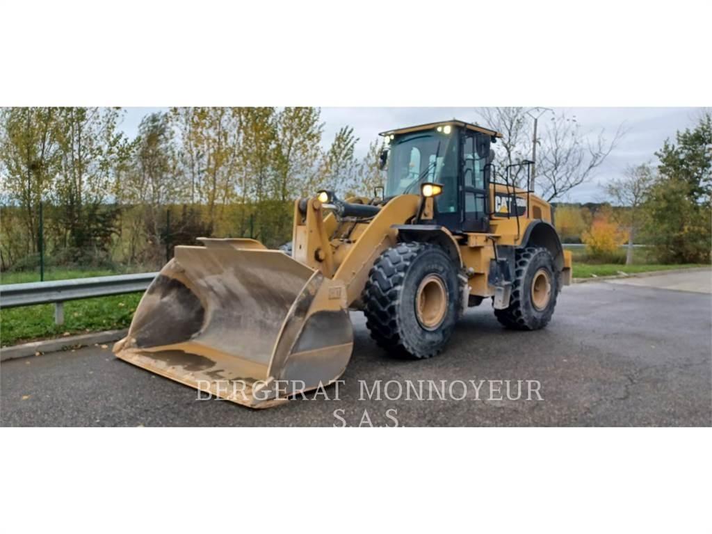 CAT 950M Kolesové nakladače