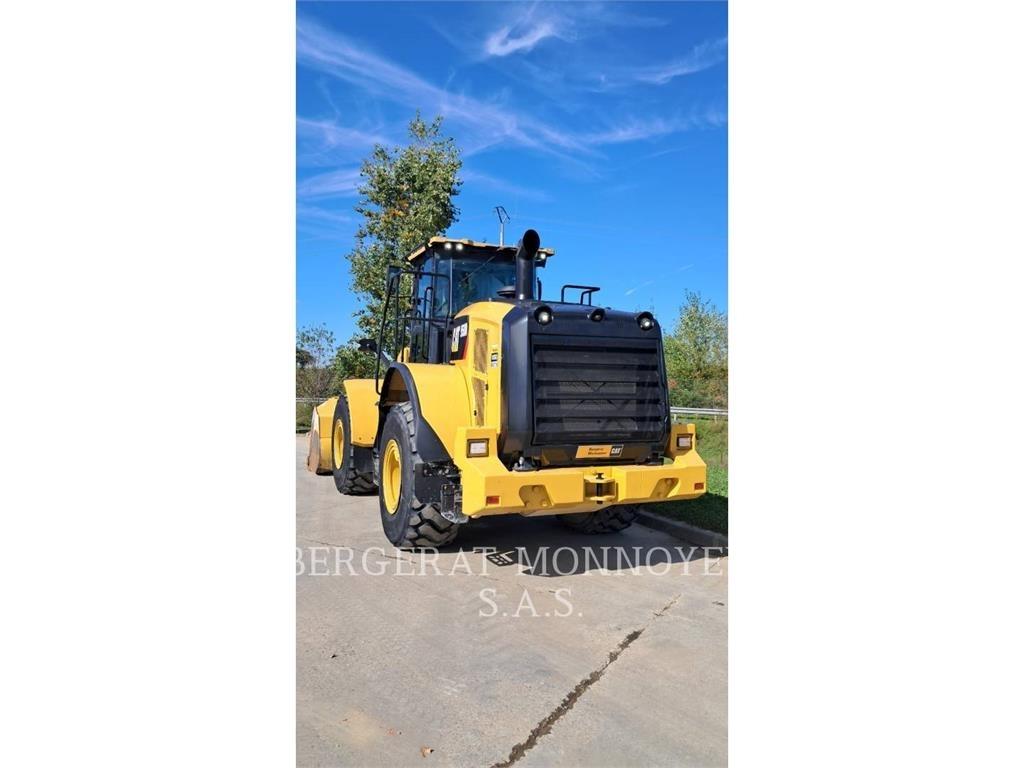 CAT 950M Kolesové nakladače