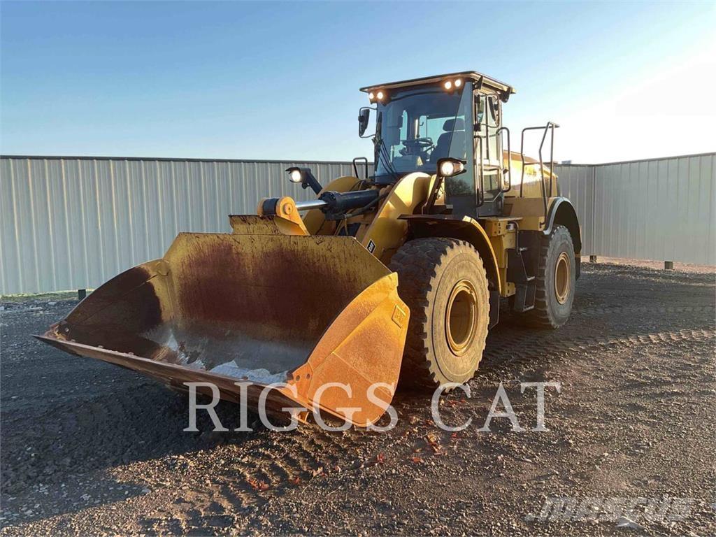 CAT 950M Kolesové nakladače