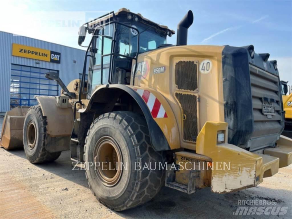CAT 950M Kolesové nakladače