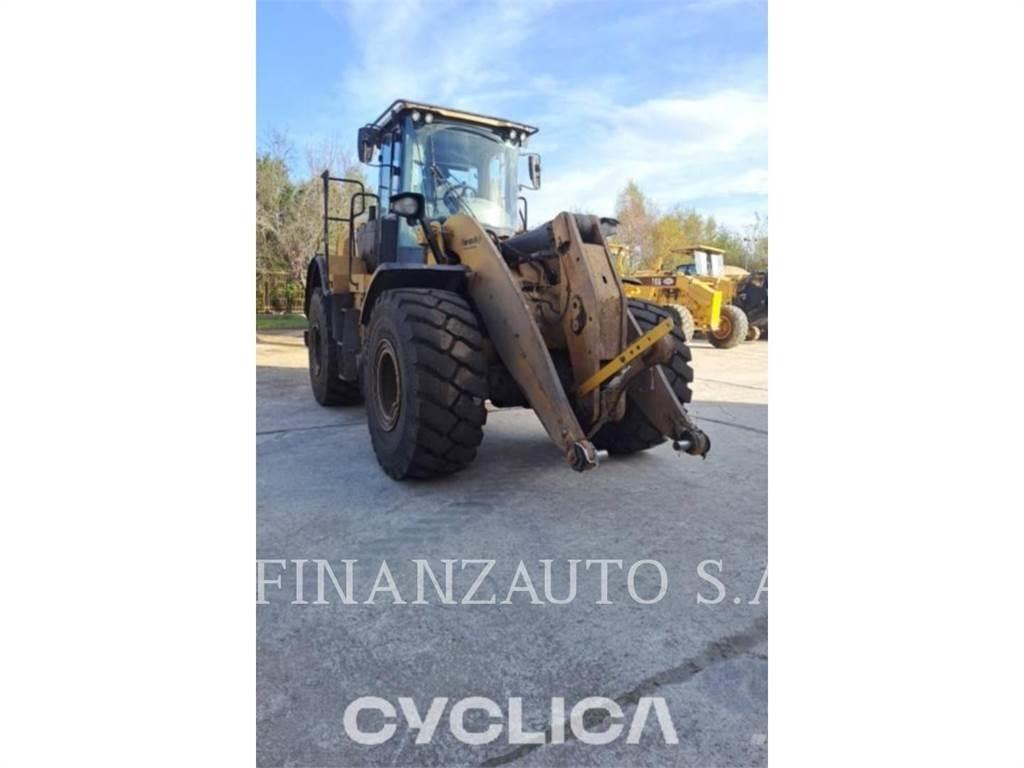 CAT 950M Kolesové nakladače