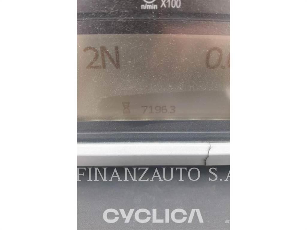 CAT 950M Kolesové nakladače