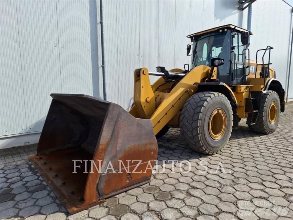 CAT 950M Kolesové nakladače
