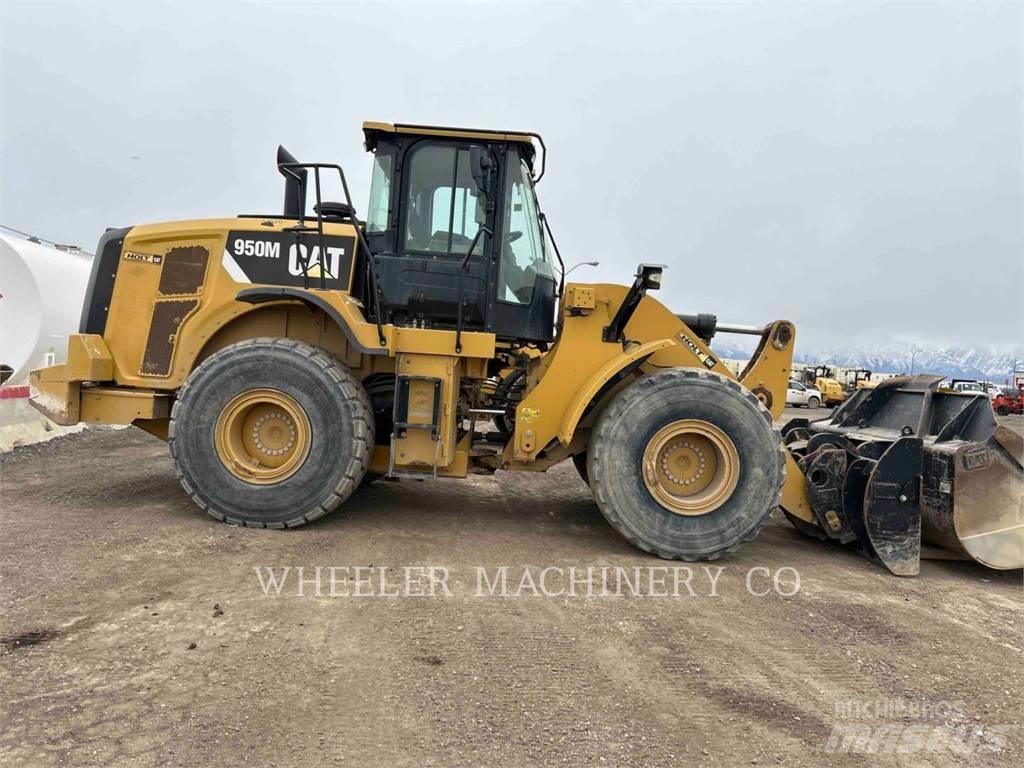 CAT 950M Kolesové nakladače