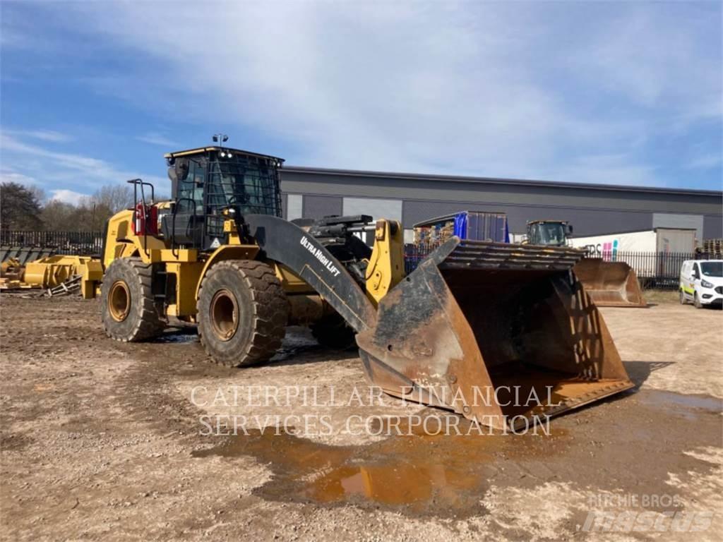 CAT 950M Kolesové nakladače