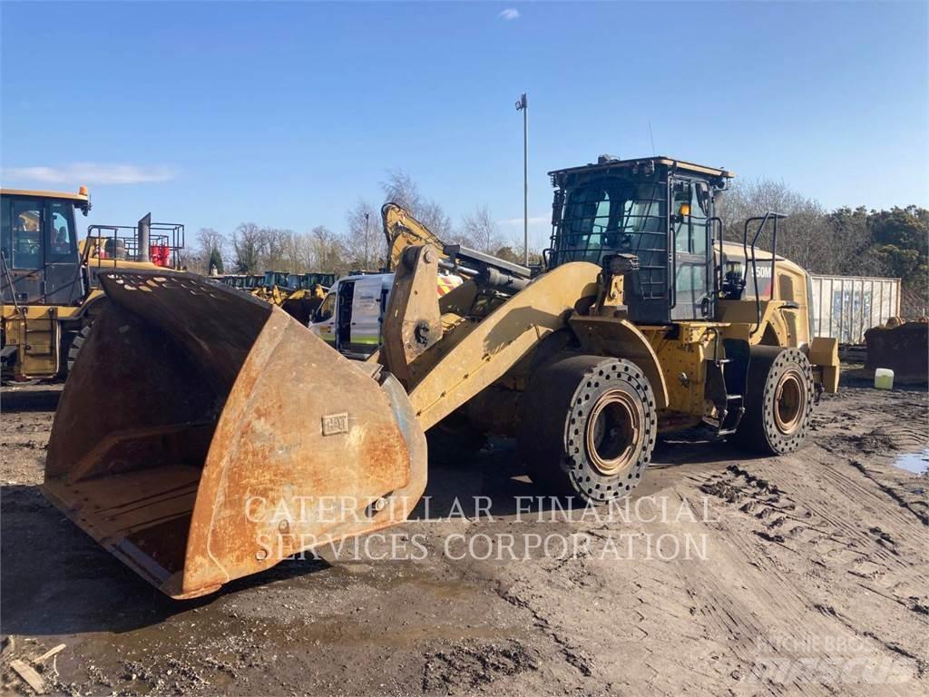 CAT 950M Kolesové nakladače