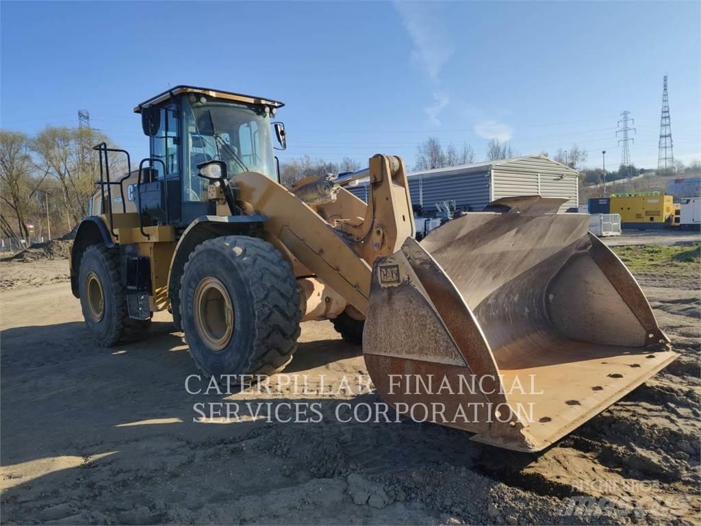 CAT 950M Kolesové nakladače