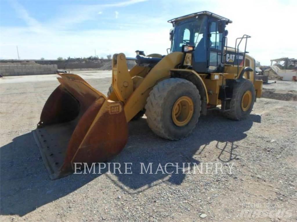 CAT 950M Kolesové nakladače