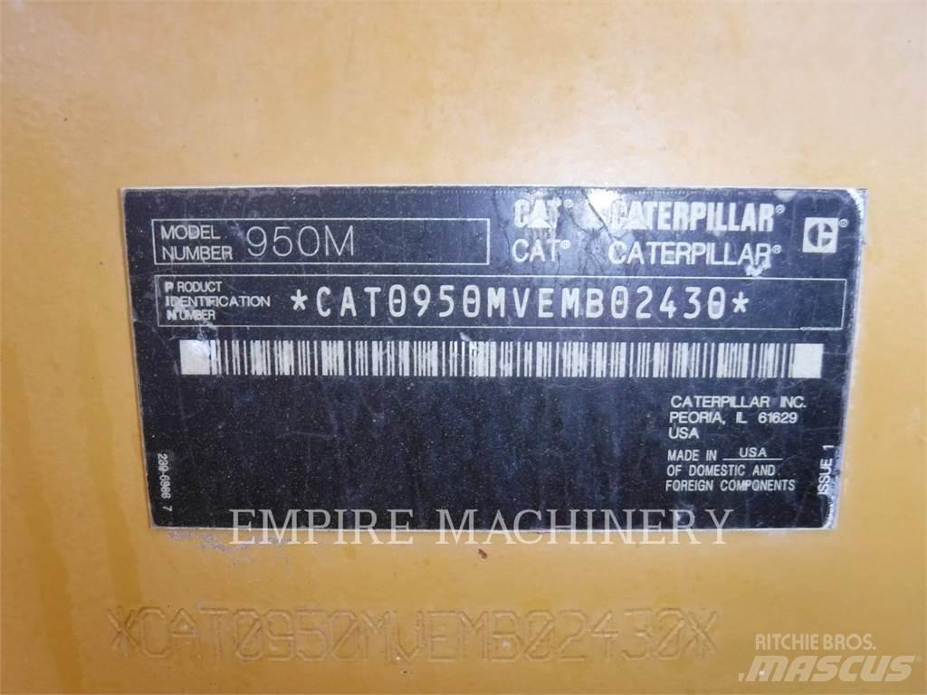 CAT 950M Kolesové nakladače