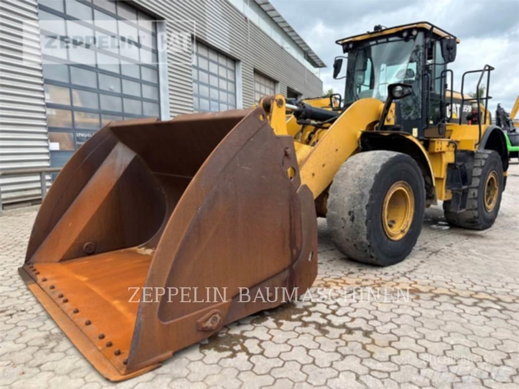 CAT 950M Kolesové nakladače