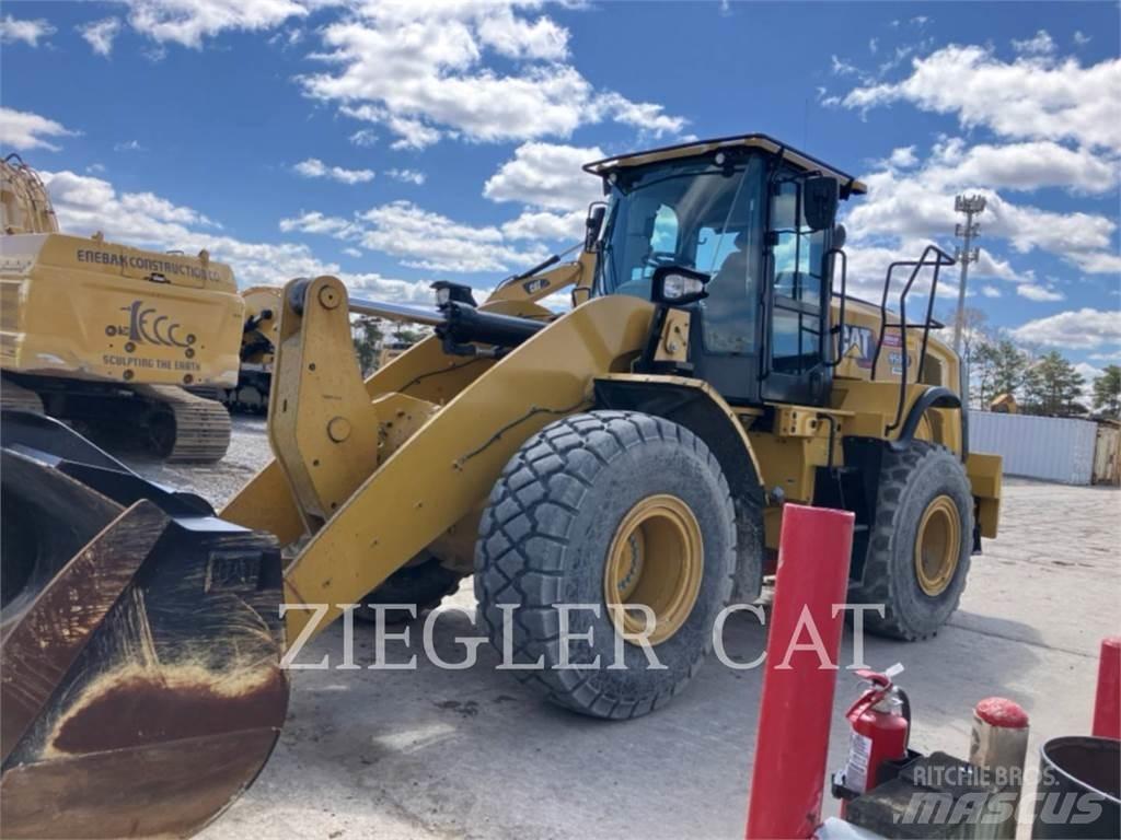 CAT 950M Kolesové nakladače
