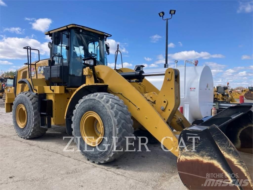 CAT 950M Kolesové nakladače