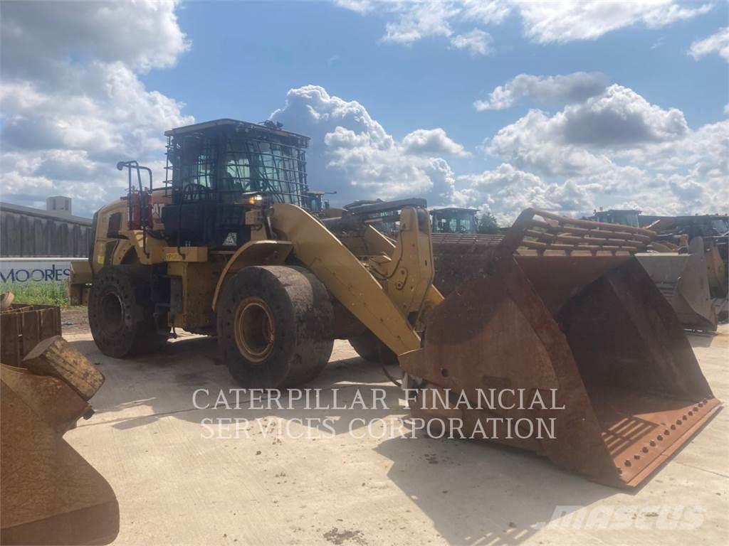 CAT 950M Kolesové nakladače