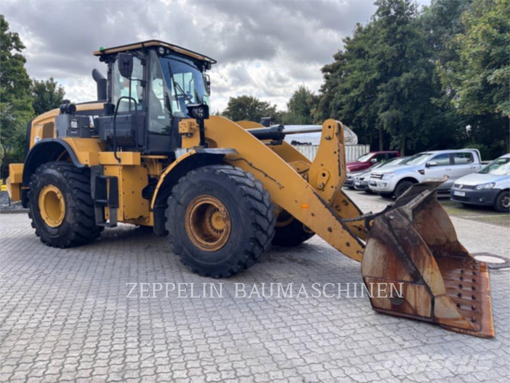 CAT 950M Kolesové nakladače