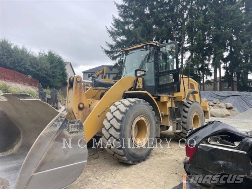 CAT 950M Kolesové nakladače