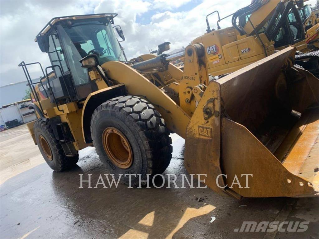 CAT 950M Kolesové nakladače