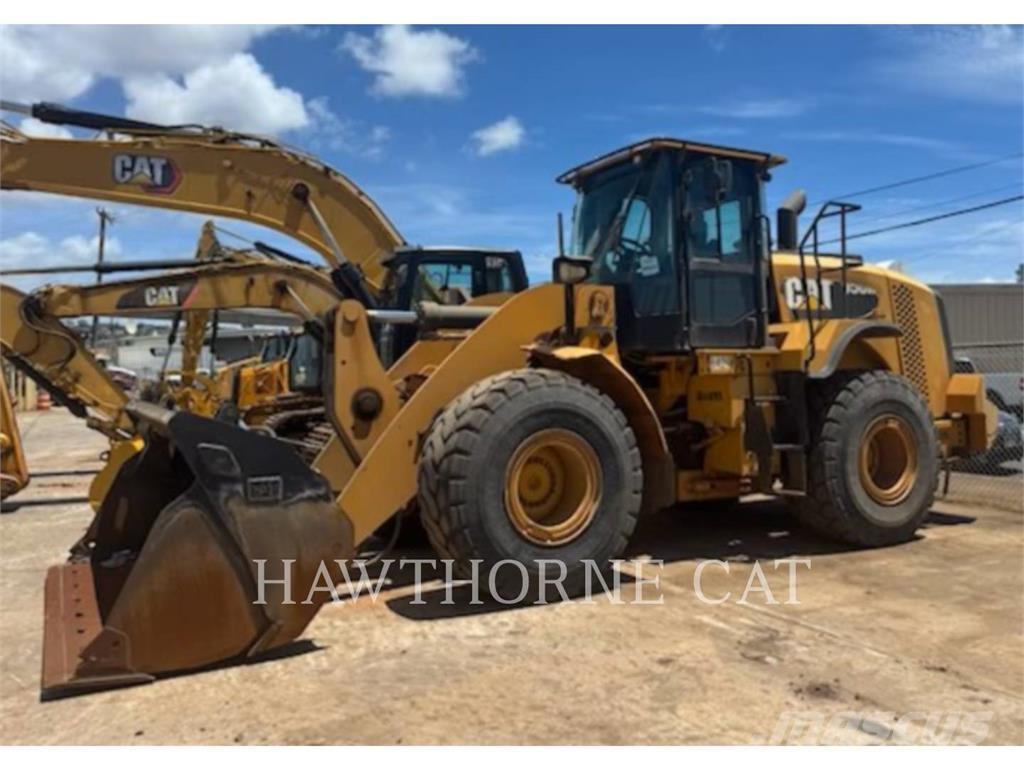 CAT 950M Kolesové nakladače