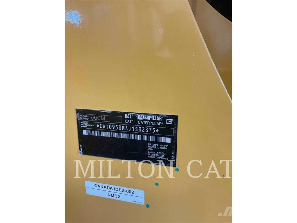 CAT 950M 3V Kolesové nakladače