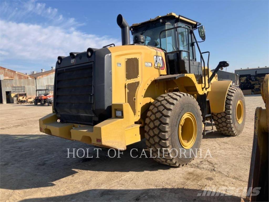 CAT 950M HL Kolesové nakladače