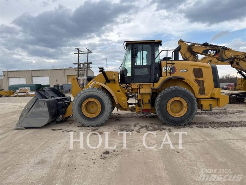 CAT 950M QC Kolesové nakladače